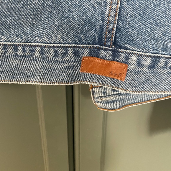 Abercrombie and Fitch Denim Jacket XS - Picture 4 of 4
